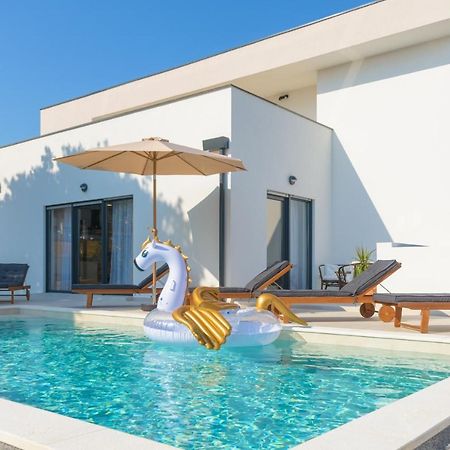 Vila Hana Pula Ngoại thất bức ảnh